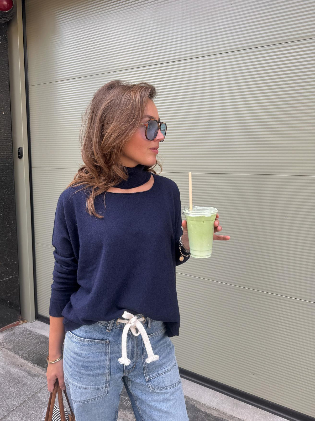 MAEVI - Cut Out Pull - Navy