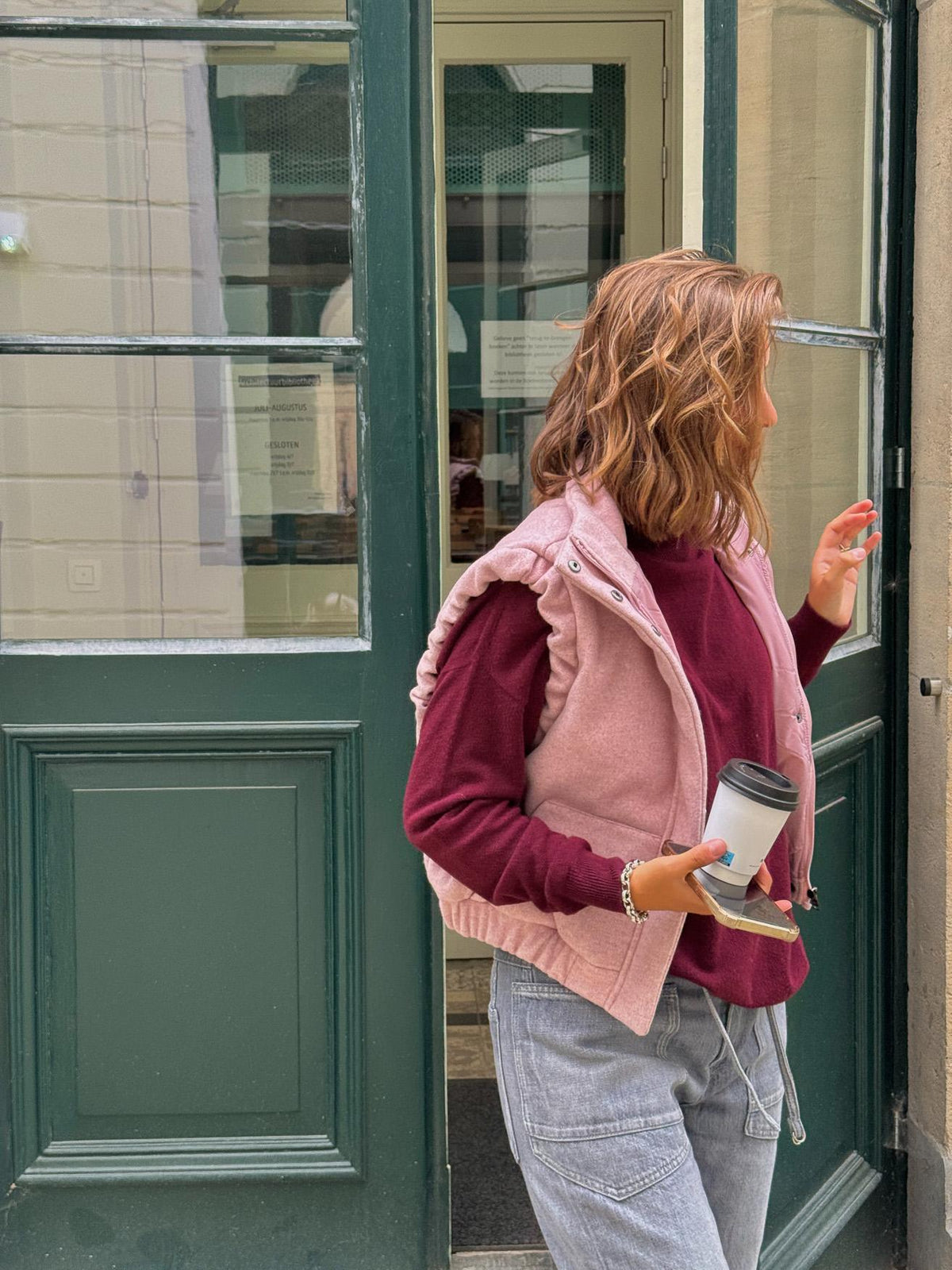 GALAXY DELUXE - cropped bodywarmer - Light Pink